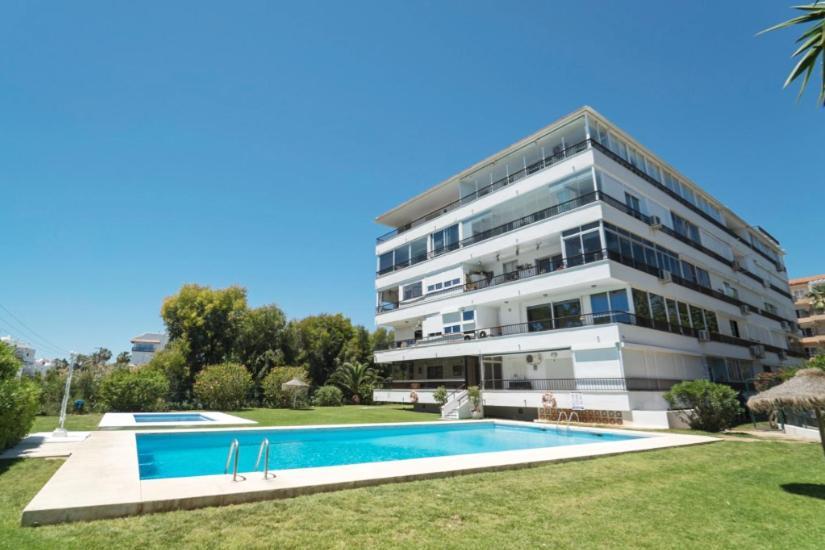 Apartamento Rio Mar Марбелья Экстерьер фото